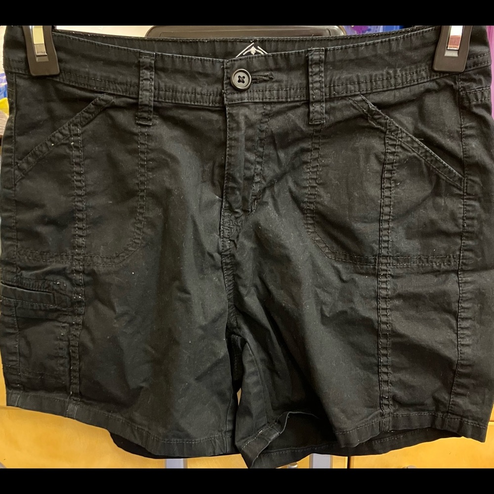 Used Women’s black shorts by St. John’s Bay size 4